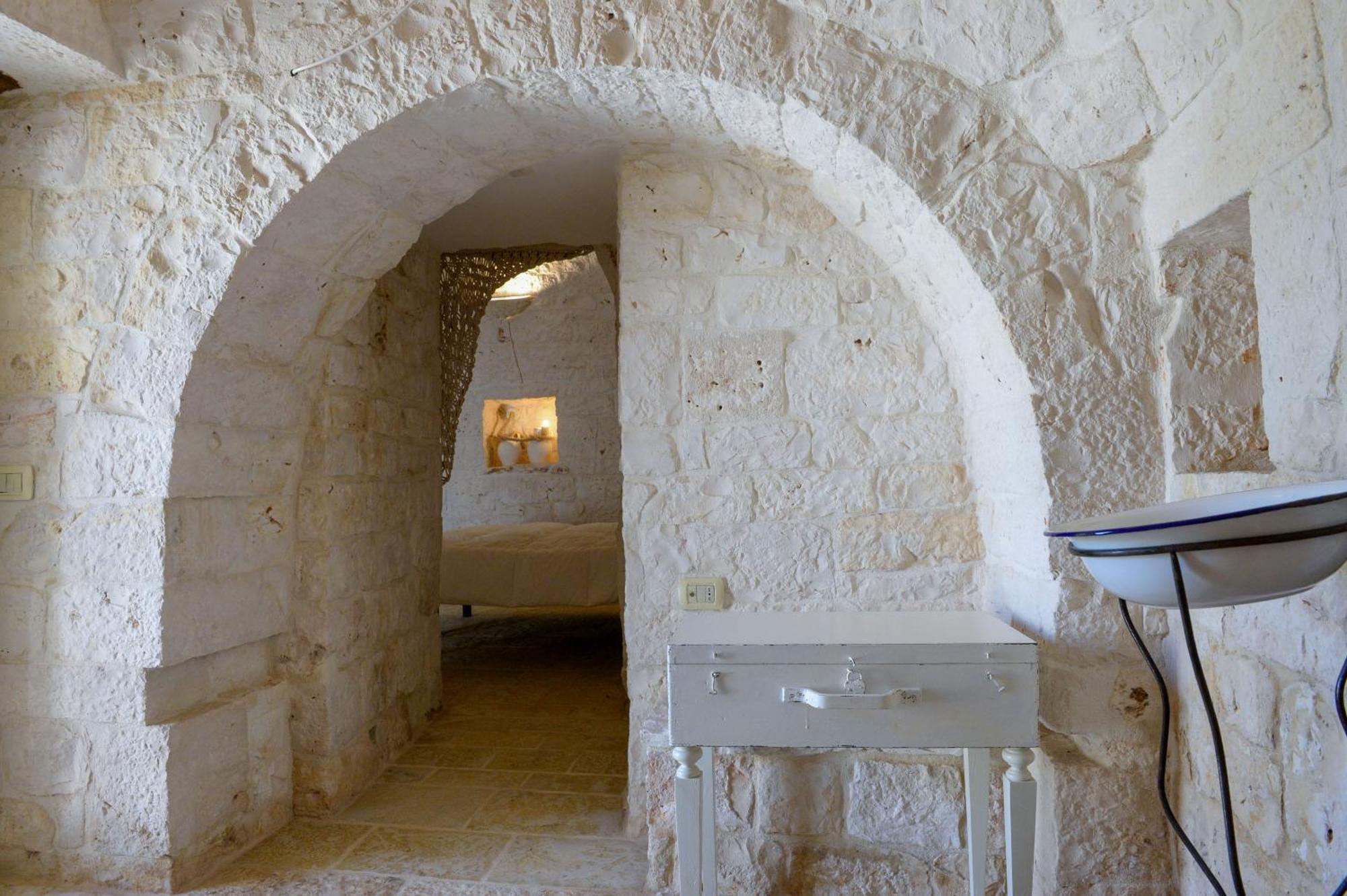 Trulli Lisanna - Exclusive Private Pool And Rooms Up To 10 People Antonelli Eksteriør billede