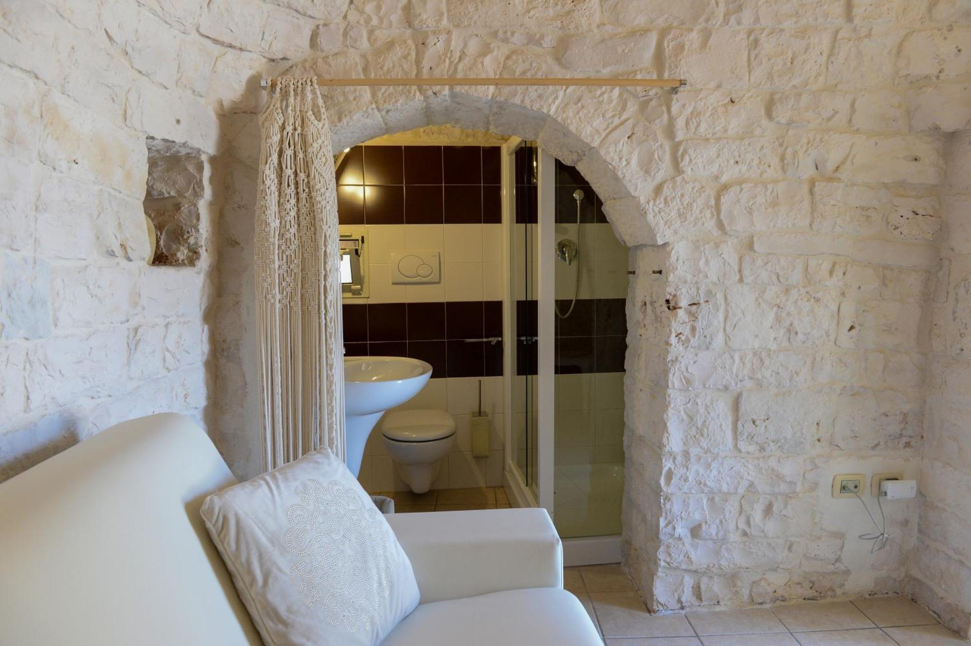 Trulli Lisanna - Exclusive Private Pool And Rooms Up To 10 People Antonelli Eksteriør billede