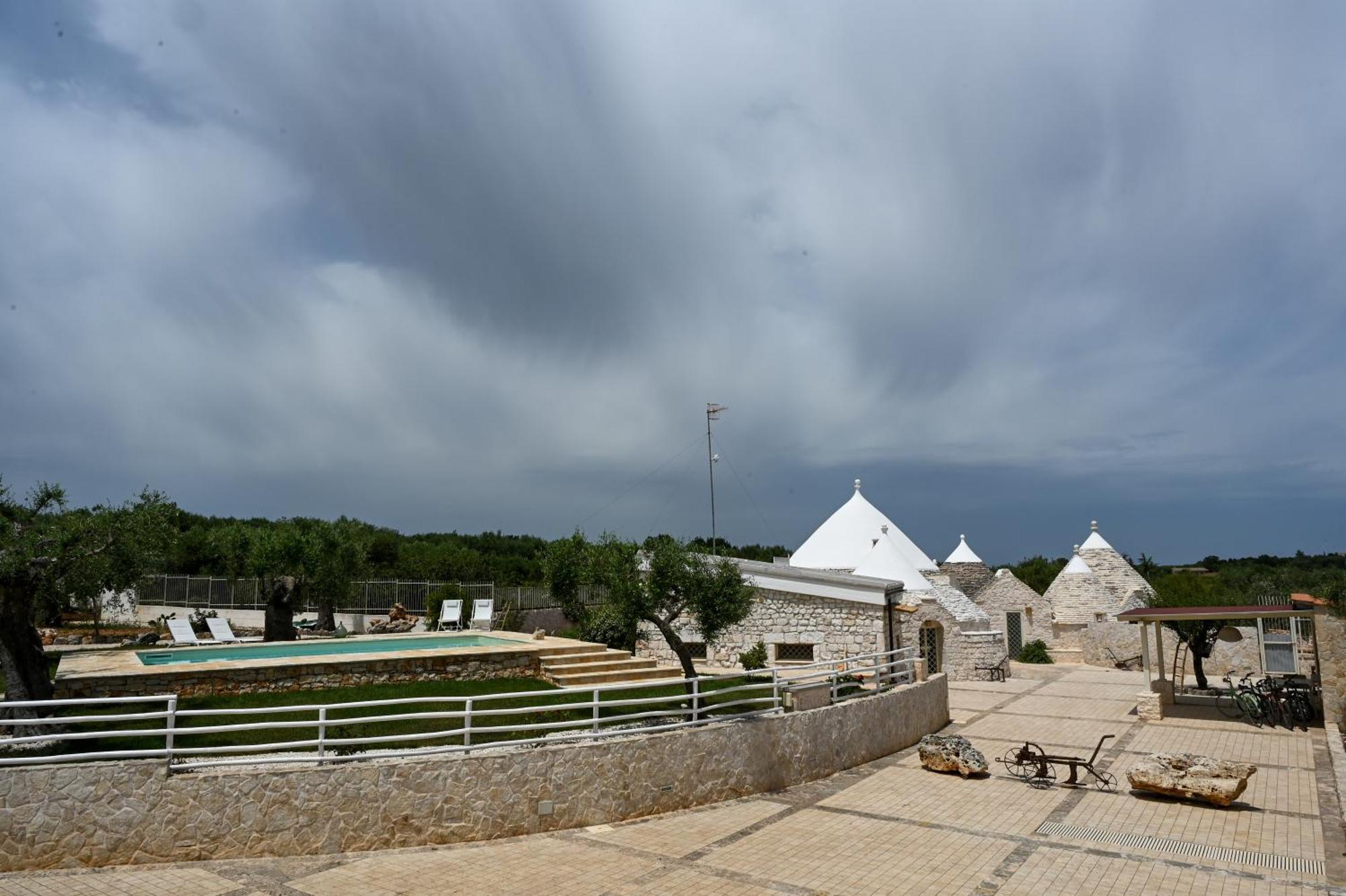 Trulli Lisanna - Apulian Hideaway With Pool Lejlighed Antonelli Eksteriør billede